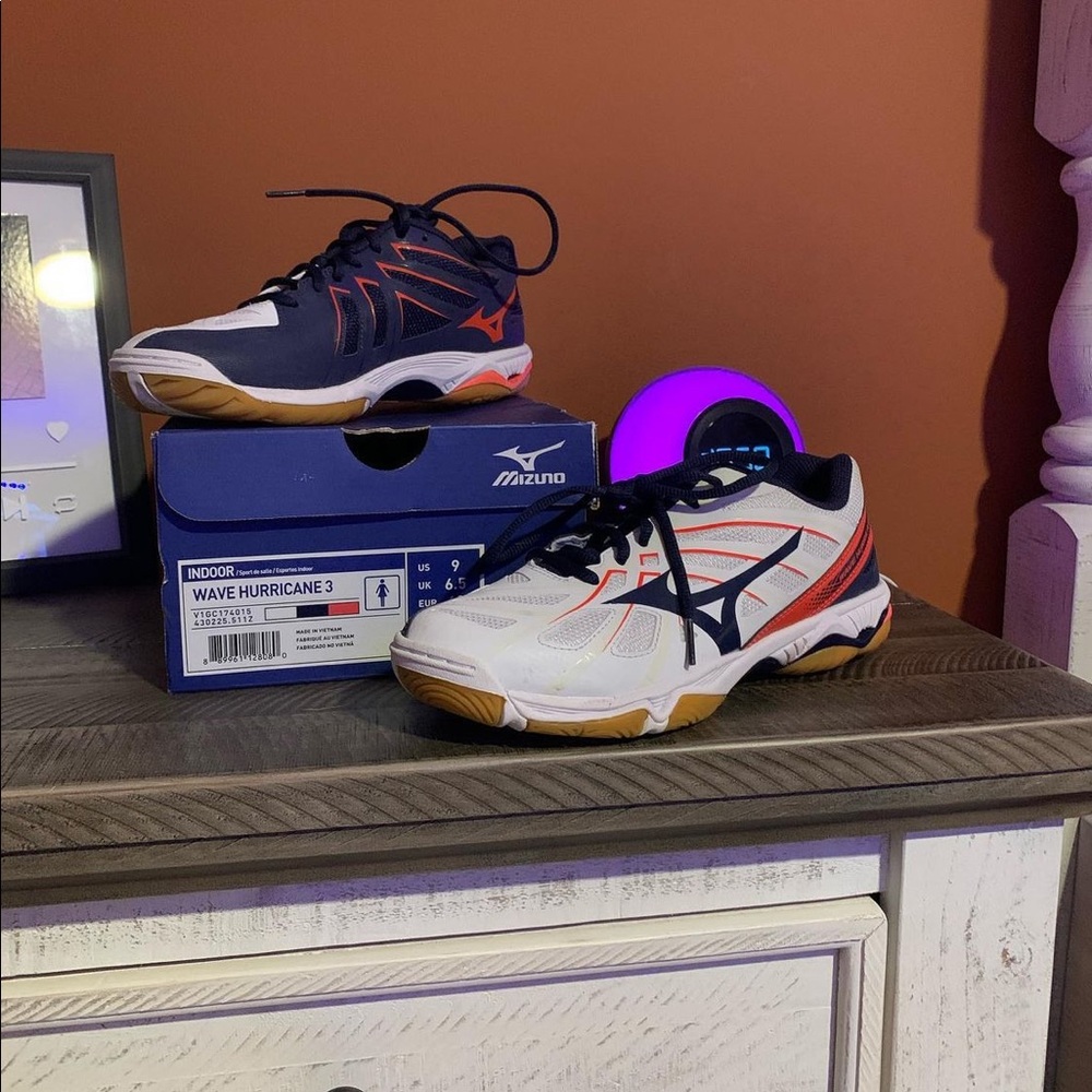 Mizuno Wave Hurricane Shoes